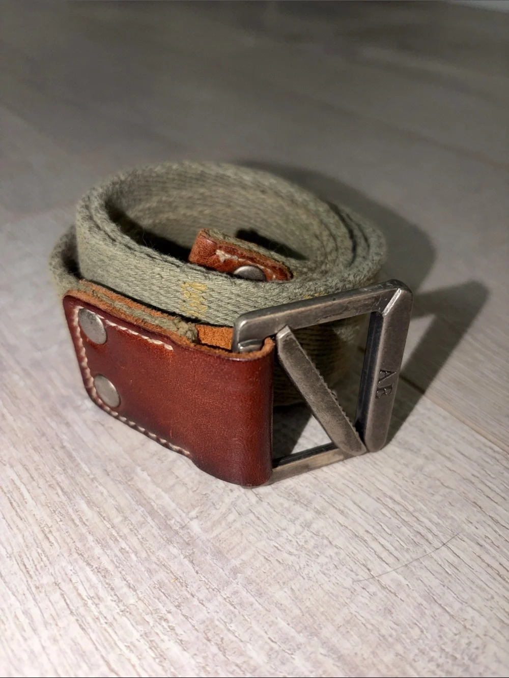 American eagle vintage silver leather canvas green belt 34-38” waist adjustable